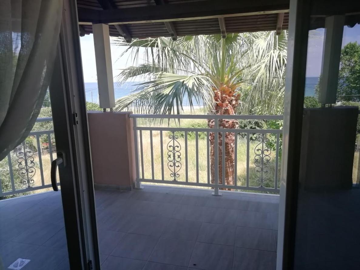 Paralía Skotínis Villa Fotis View מראה חיצוני תמונה